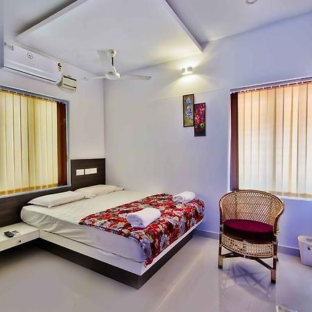 Rams Guest House Near Lulu Mall Thiruvananthapuram Exterior foto